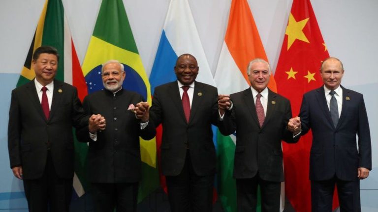 Fin du dollars americain? Les BRICS envisagent de créer une monnaie unique