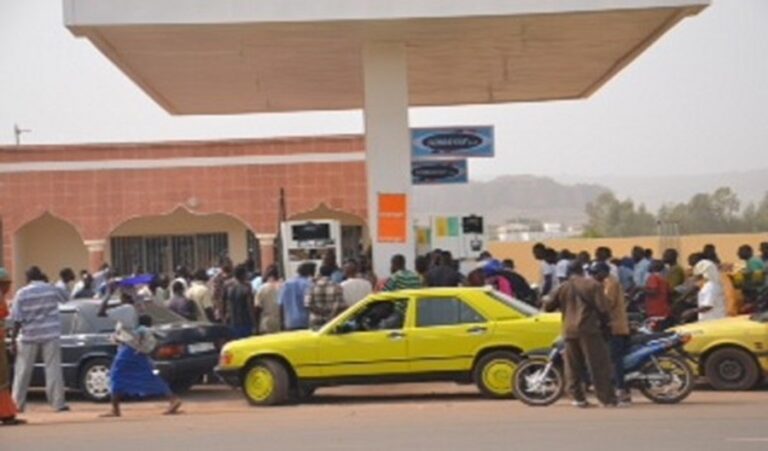 Petrole russe au Mali