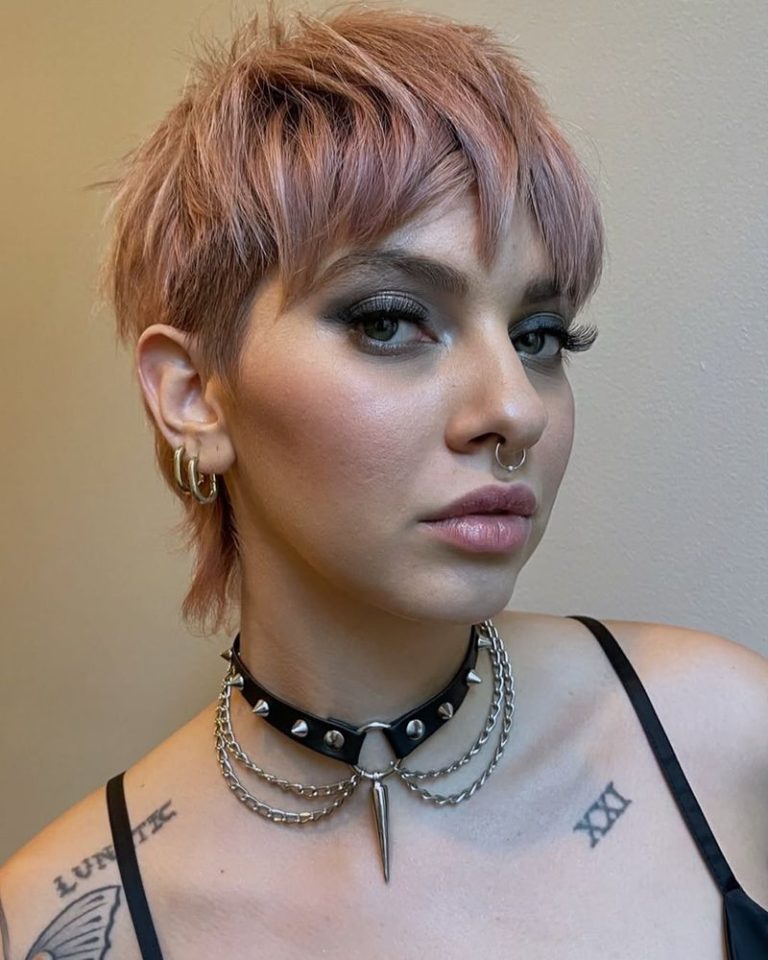 coupes de cheveux courtes et chics de style pixie